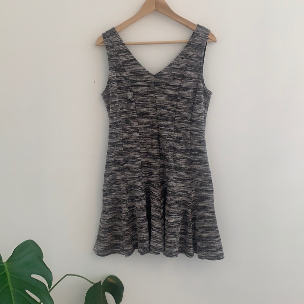 Banana republic mini dress with flare skirt